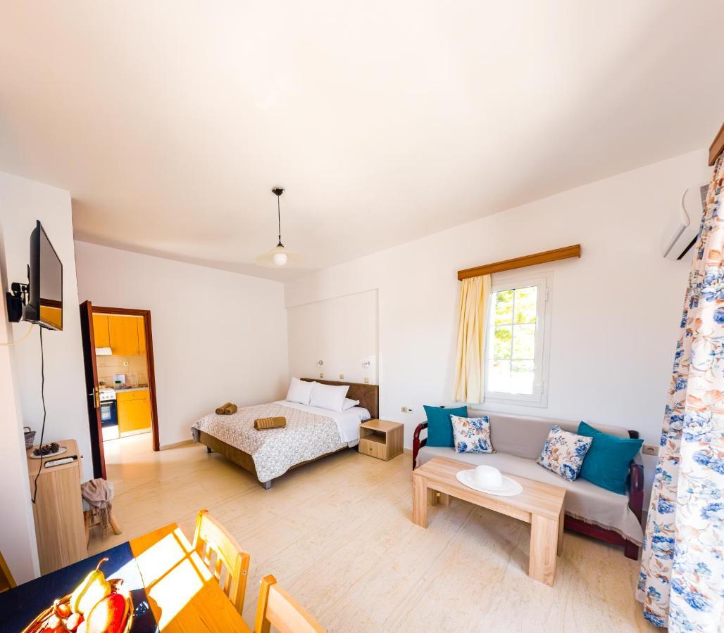 Anna Ageliki Aparthotel ดัมโนนี ภายนอก รูปภาพ
