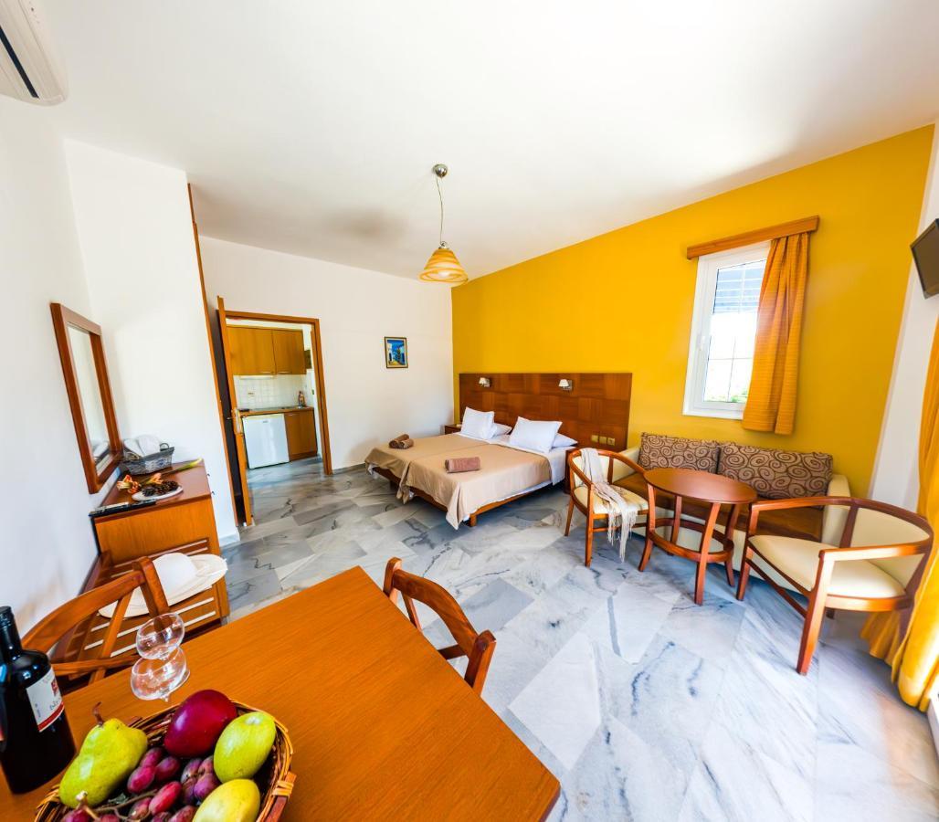 Anna Ageliki Aparthotel ดัมโนนี ภายนอก รูปภาพ