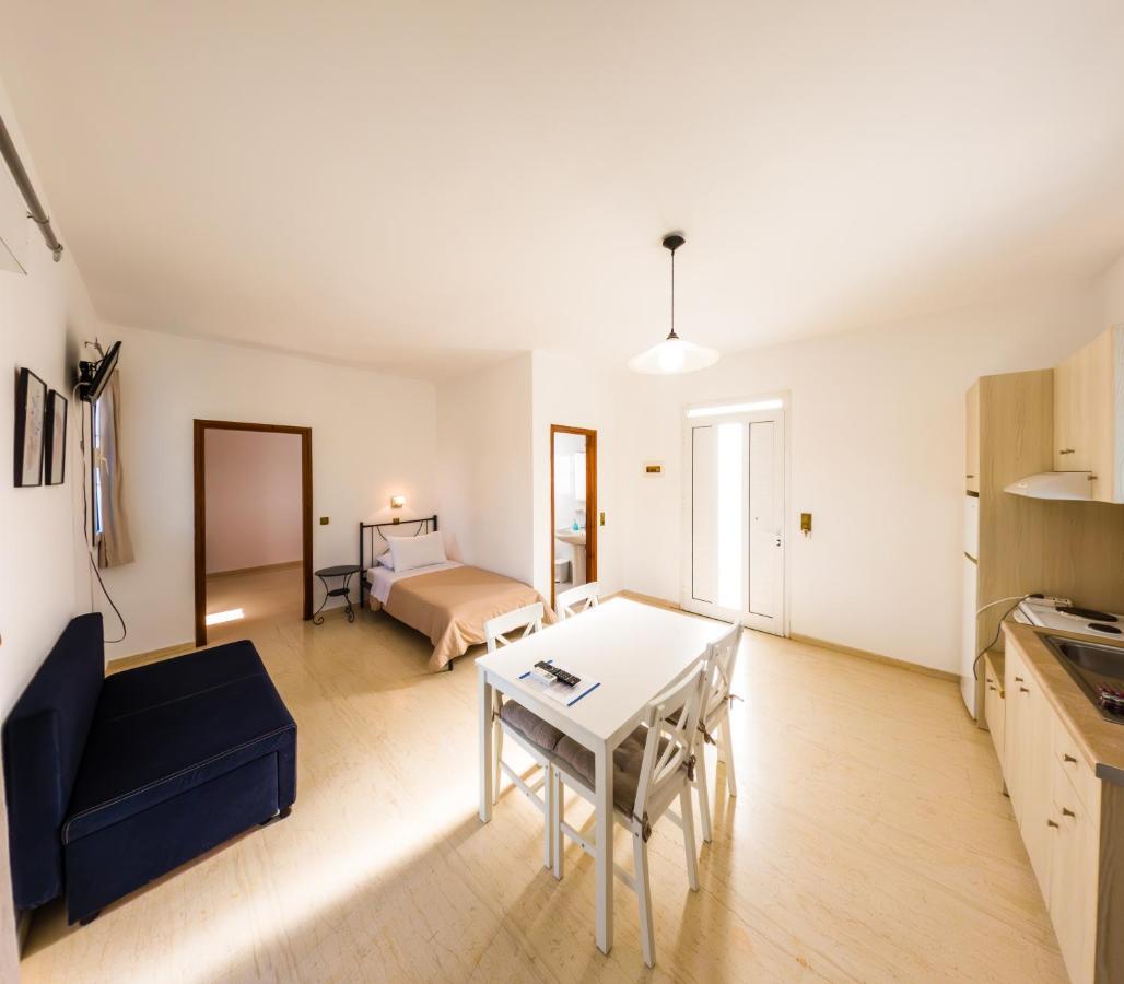 Anna Ageliki Aparthotel ดัมโนนี ภายนอก รูปภาพ