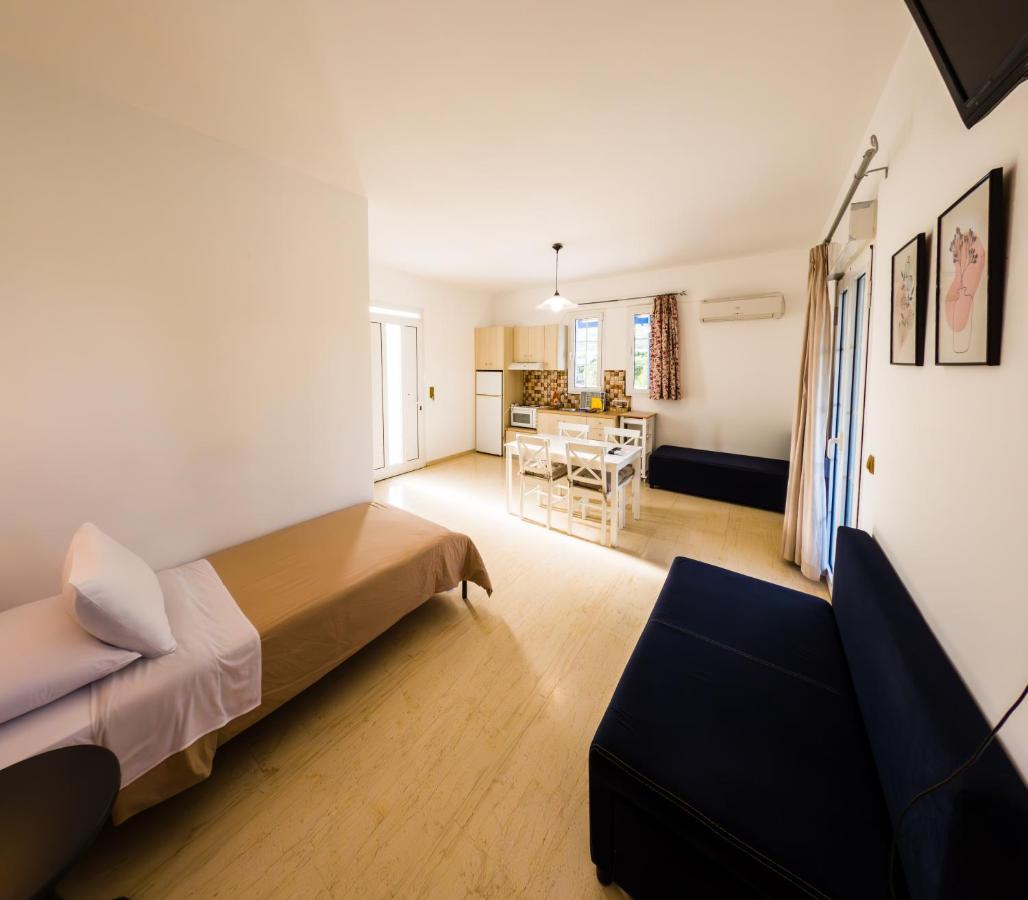 Anna Ageliki Aparthotel ดัมโนนี ภายนอก รูปภาพ