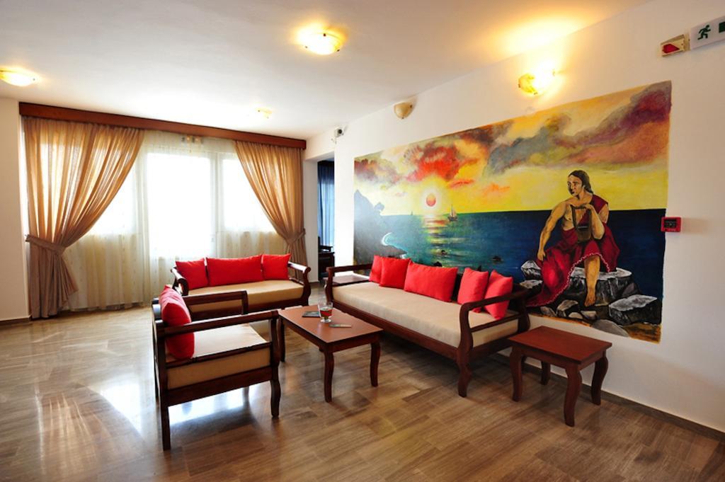 Anna Ageliki Aparthotel ดัมโนนี ภายนอก รูปภาพ