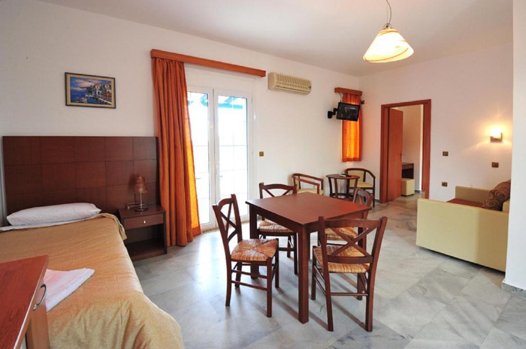 Anna Ageliki Aparthotel ดัมโนนี ห้อง รูปภาพ